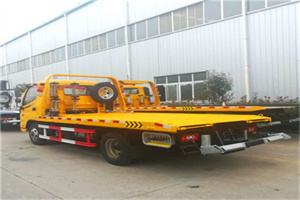 峨眉山附近拖车救援搭电